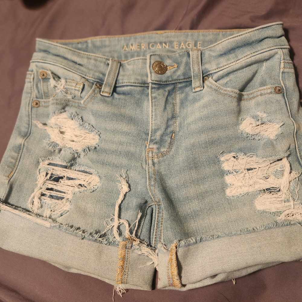 Women's size 2 American Eagle shorts